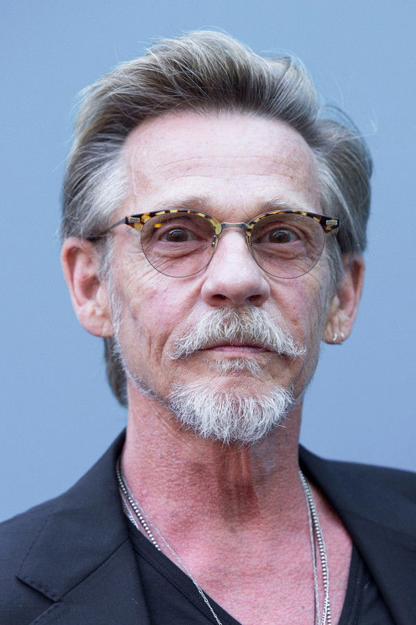 데니스 크리스토퍼