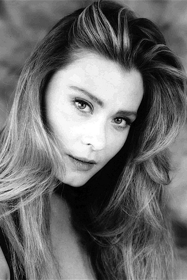 이사벨 루시노바