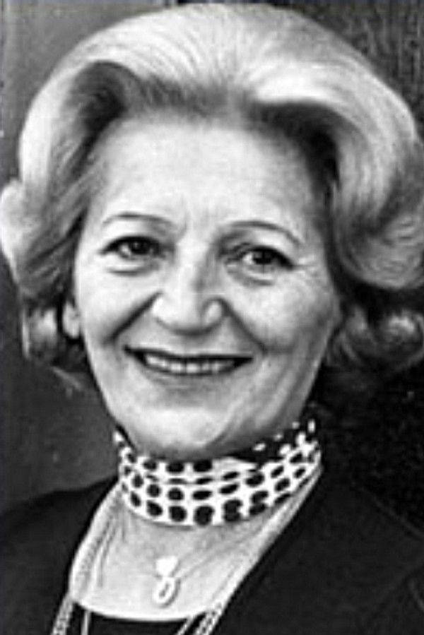 시미야 미하이로비치