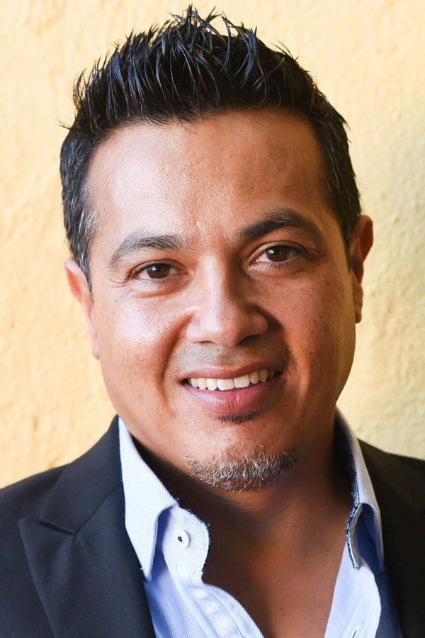 드미트리어스 나바로