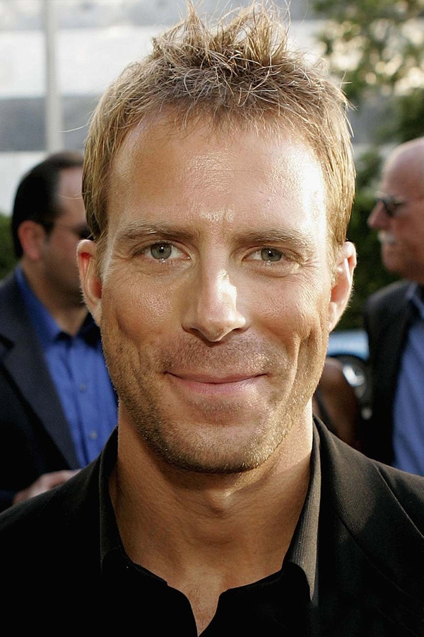 다니엘 트래비스