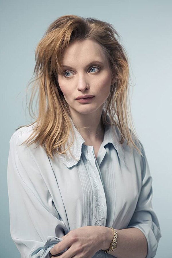 줄리아 바체-위이그