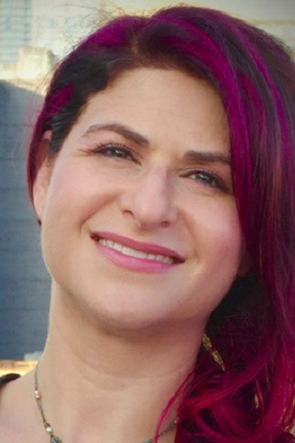 D. 길리안 트러스터